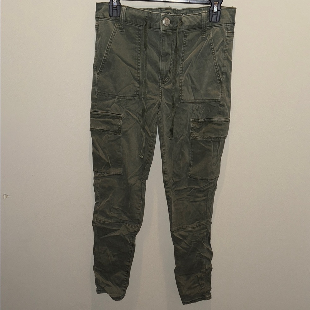 Women’s American eagle cargo pants